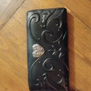 Brighton wallet
